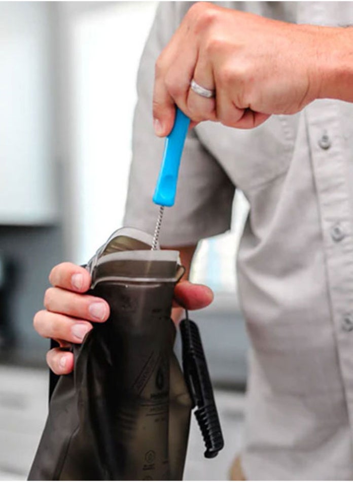 Hydrapak Gear Cleaning Kit (2 Brushes + Bag) - Image 2